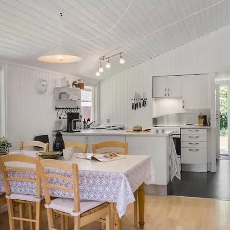 3 Bedroom Amazing In Åbybro