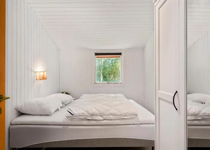 3 Bedroom Amazing In * Åbybro