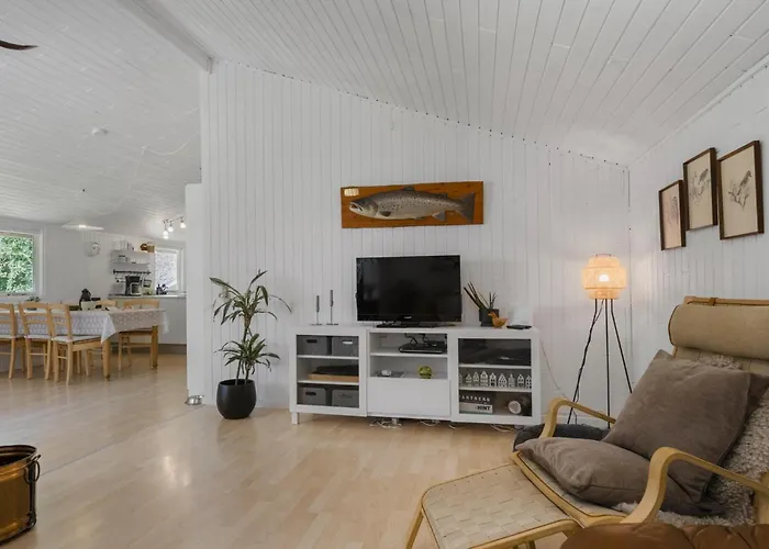 3 Bedroom Amazing In Casa de Férias