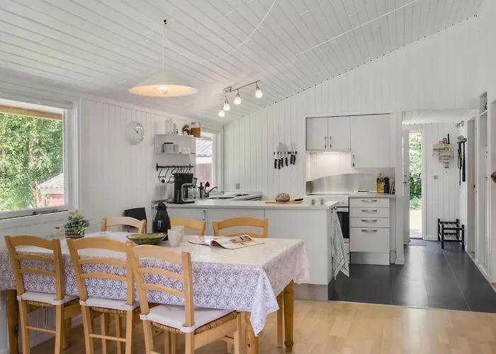 3 Bedroom Amazing In Åbybro